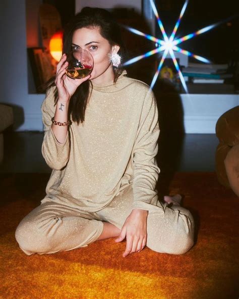 Phoebe Tonkin Source No Instagram NEW PhoebeTonkin Via Shoplesjour