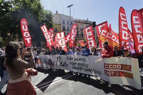 Fotos De La Manifestación Del 1º De Mayo En Zaragoza