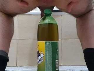 Guy Fucks His Ass With A 1 5L Bottle Pornhub Gay