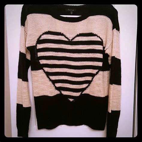 Heart sweater | Heart sweater, Sweaters, Clothes design