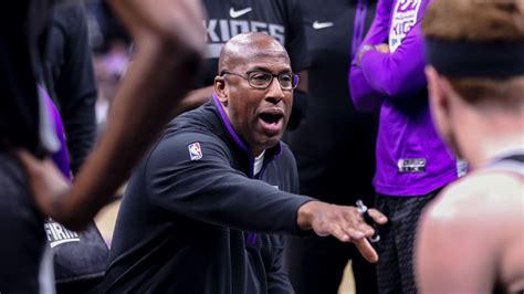 Kings Mike Brown Named Nbas Coach Of The Year Espn