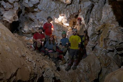 Jewel Cave Reaches 200 Miles - Jewel Cave National Monument (U.S ...