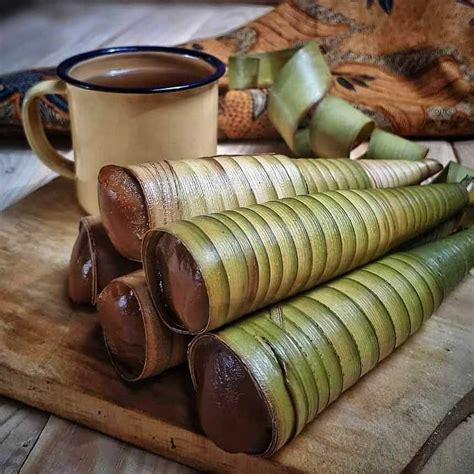 5 Kue Dan Jajanan Khas Lombok Yang Wajib Dicoba