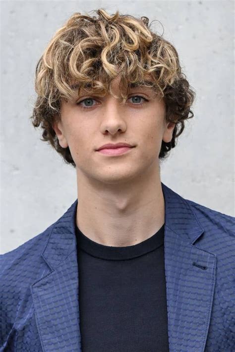 Find Out What Type Of Guys You Re Into By Smash Or Passing These Hot Male Celebrities Smash Or