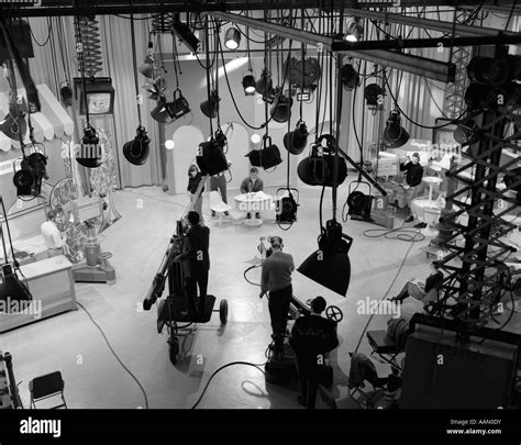 Behind the scenes working Black and White Stock Photos & Images - Alamy