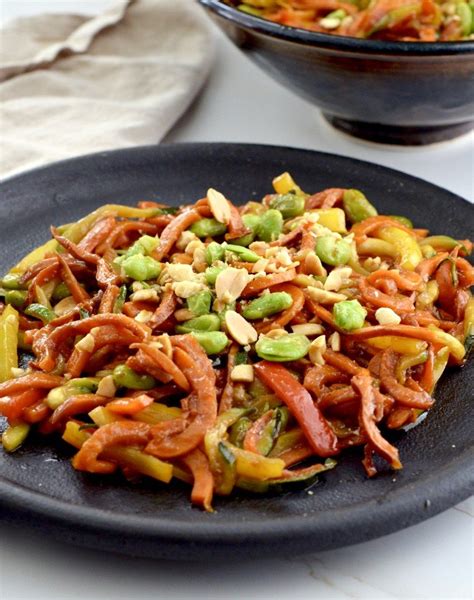 Sweet Potato Noodle Stir Fry Joyfoodsunshine Sweet Potato Stir Fry Spiralized Sweet Potato