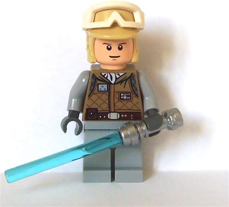 Lego Star Wars Mini Figure Luke Skywalker Hoth With Lightsaber