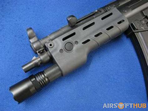 Ics mp5 Flashlight Handguard - Airsoft Hub Buy & Sell Used Airsoft Equipment - AirsoftHub