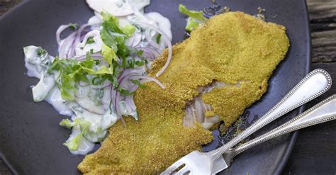 Cornmeal-Crusted Trout Fillets recipe | Eat Smarter USA