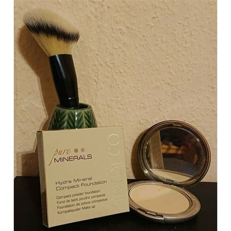 Artdeco - Pure Minerals - Hydra Mineral Compact Foundation