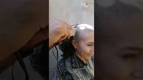 کچل کردن ایرانی Shaving The Girls Hairکچل Baldshaving آرایشگاه