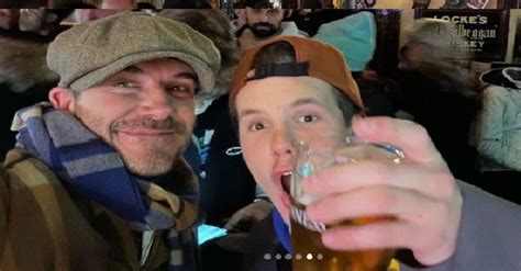 David Beckham fête les 18 ans de son fils Cruz dans un célèbre pub de