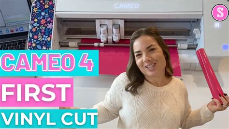 How To Cut Vinyl On Silhouette Cameo 4 For Beginners Free Cut File Youtube