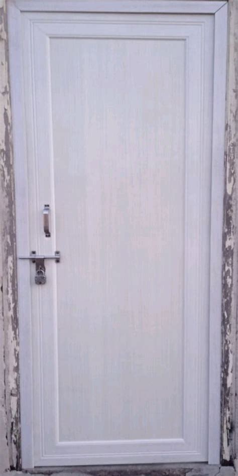 Color Coated White Pvc Bathroom Door Design Pattern Plain At Rs