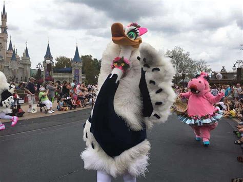 Video Easter Pre Parade Starring Zootopia Characters At Walt Disney