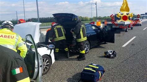 Incidente In Autostrada A Lomazzo Soccorse Tre Persone