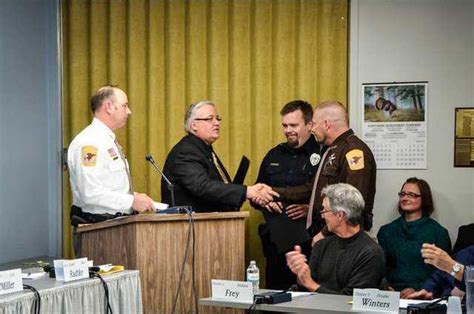 Sheriffs Deputy Platteville Native Gets Departments Medal Of Honor