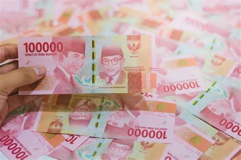 THR Dan Salam Tempel Lebaran Lebih Dari Sekadar Hadiah Ini Asal Usul