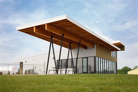 Carroll County Airport Terminal / Modus Studio | ArchDaily