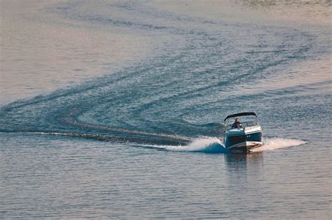 Boating Etiquette