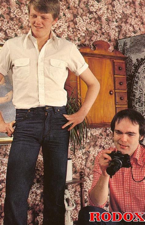 Vintage Nude Retro Hairy Blonde Pussy Pene XXX Dessert Picture