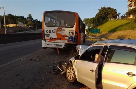 Motorista Morre Em Colis O Contra Traseira De Nibus Na Santos Dumont