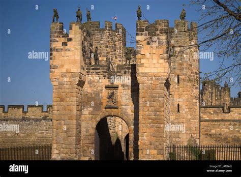 The Barbican, Alnwick Castle, Northumberland Stock Photo, Royalty Free ...