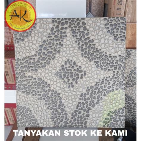 Jual Keramik Lantai Teras Garasi Kasar Motif Batu Dekorative Timbul