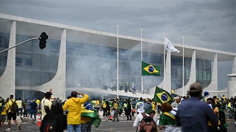 Corte Suprema De Brasil Procesa A Otros Acusados Por El Asalto A