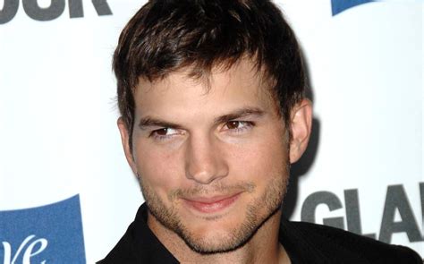 Ashton Kutcher Perdi Vista O Do Y Equilibrio Tras Vasculitis Grupo