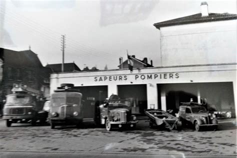 Les Pompiers En Leur Caserne De L Avenue De Poissy Site De Memoire De