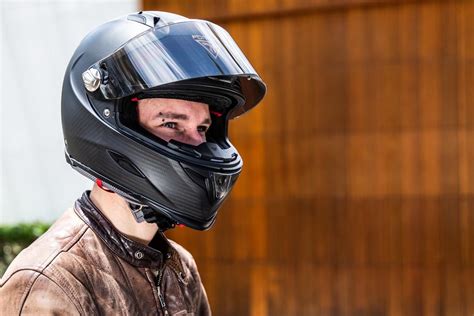 Forcite S Smart Motorcycle Helmet Packs Bluetooth An Action Cam And Performance Tracking Sensors