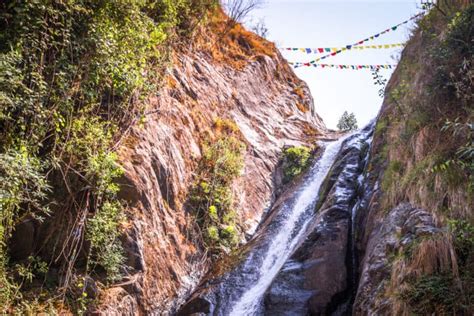 Bhagsu Nag Waterfall Mcleodganj Complete Guide For Laure Wanders