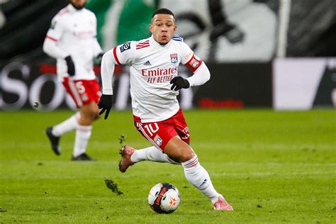 Foot OL OL Depay prolongé la tentative désespérée de Garcia Foot 01