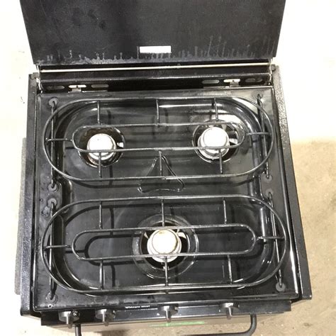 Buy Used Magic Chef 3 Burner Rv Range Cooktop Cly1631bob Online