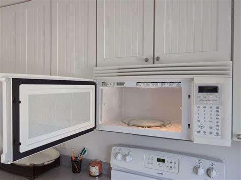 Kenmore Microwave - Aumann Auctions, Inc.