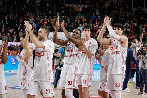 Basket La Pallacanestro Varese Penalizzata Di Punti Per Frode