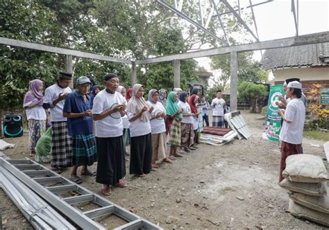 Santri Dukung Ganjar Pranowo Bantu Pembangunan Rumah Tahfiz Ponpes Di