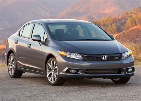 Honda Civic Si Sedan Hd Pictures Carsinvasion