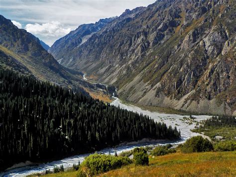 Kyrgyzstan - Mountains, Lakes and Nomads - Native Eye Travel