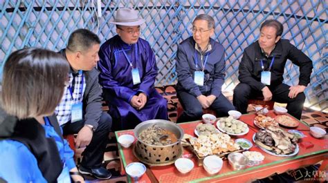 内蒙古味道 他用16年时间，致力于把蒙餐打造成中国第九大菜系 草原元素 蒙古元素 Mongolia Elements