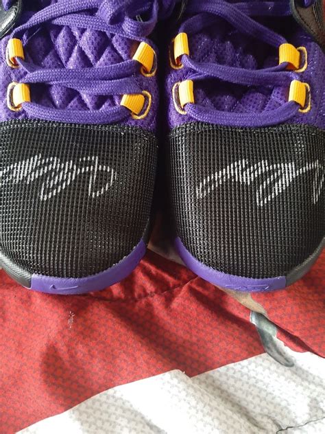 Lebron James 23 Los Angeles Lakers Signed Purple Gold NIKE RETRO SHOES ...