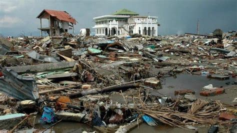 Mengenang 18 Tahun Tsunami Di Aceh Gempa Berkekuatan 9 3 SR Menelan