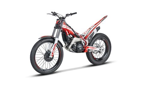 Betamotor Evo 300 Ss 2t 2022 Prezzo E Scheda Tecnica Moto It