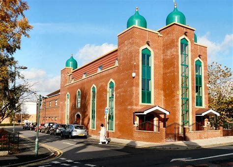 Manchester Central Mosque | Religiana