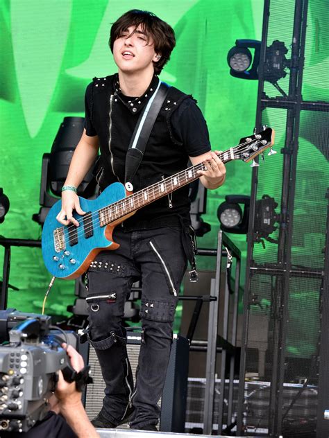 LILIAC - Happy 19th Birthday to the Voice of Liliac - Melody Cristea ️