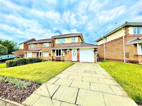 3 Bed Detached House For Sale In Squires Wood Preston Pr2 Zoopla