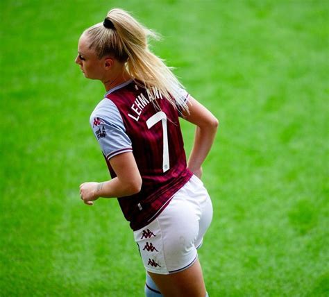 Alisha Lehmann On Instagram Al7” Sportmädchen Lehmann Fußballspieler