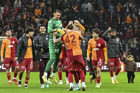 Yazarlardan Galatasaray Yorumlar Sporx Galeri