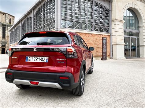 Essai Suzuki S Cross Une Nouvelle Hybridation Convaincante